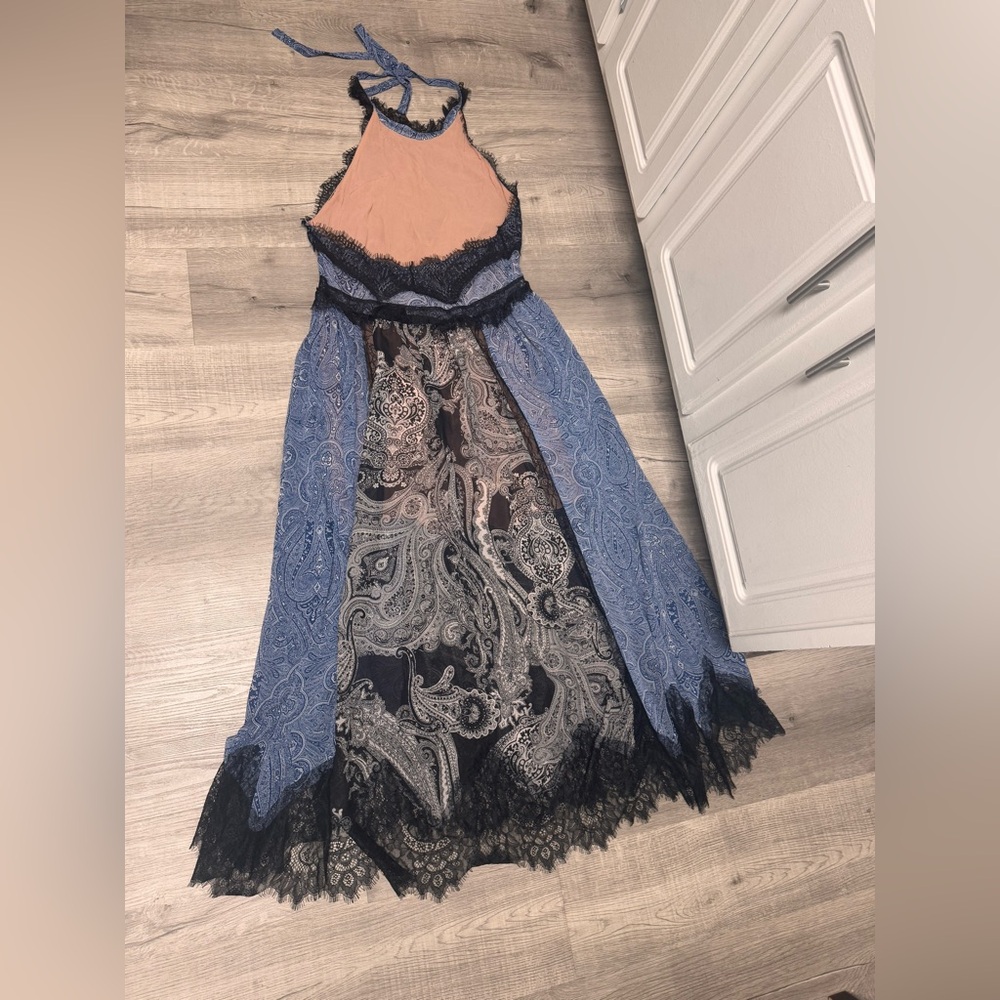 Zara Black and Blue Lace Backless Dress - Picture 4 of 16
